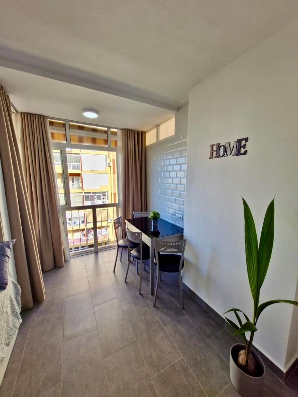 Fabuloso Estudio Iris - בנאלמדנה מראה חיצוני תמונה